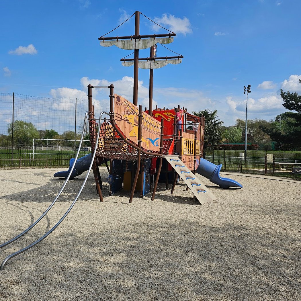 Aire de Jeux 1